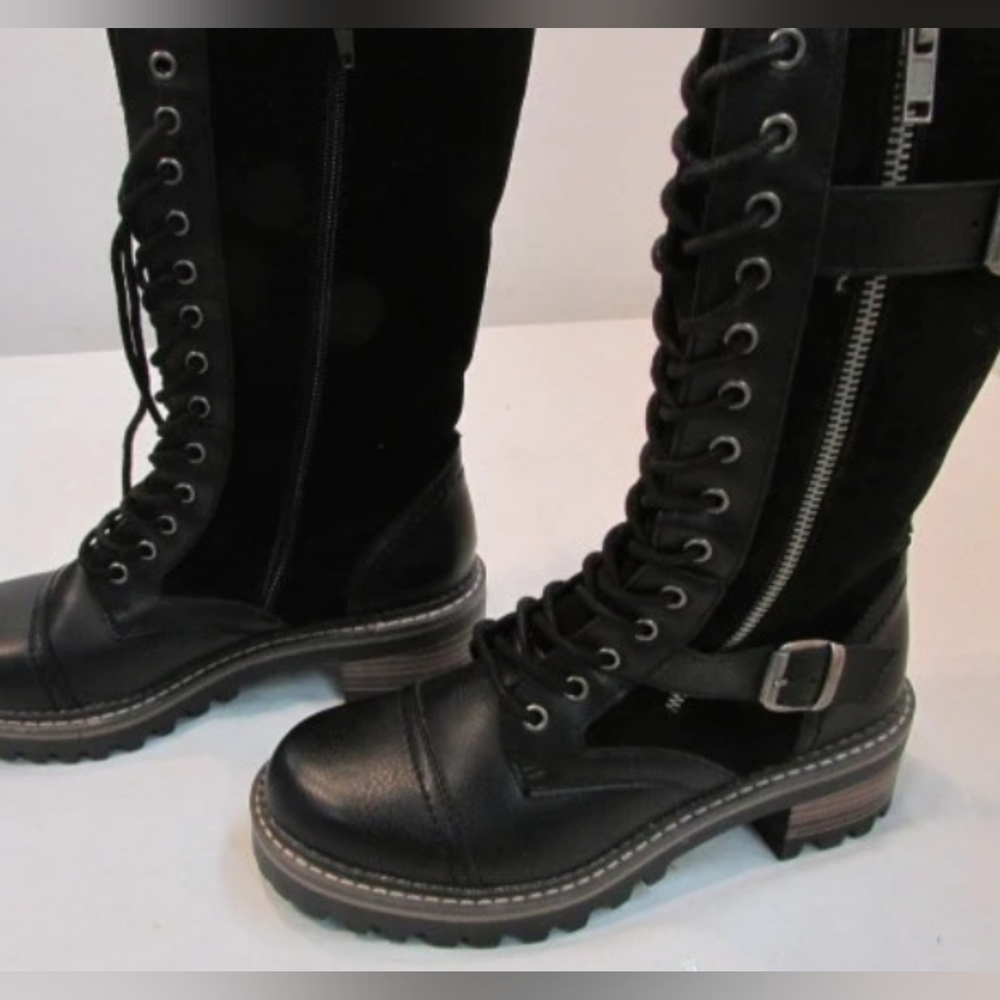 Combat boots